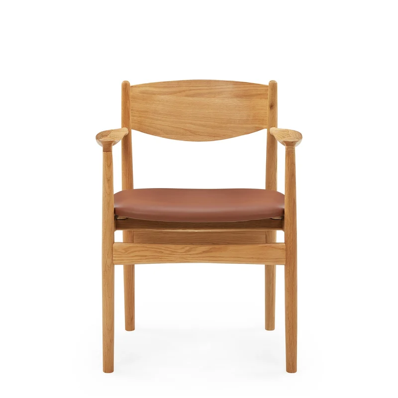 Struct Esszimmerstuhl, Mit Armlehnen | Leder cognac