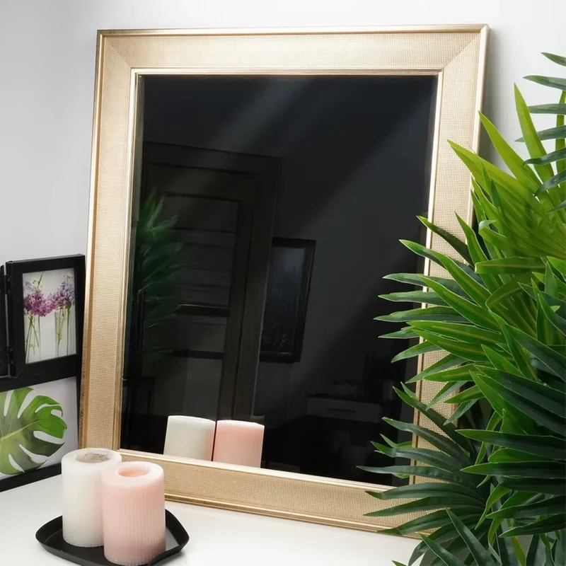 Miroir mural doré rectangulaire 49×59 cm au cadre texturé