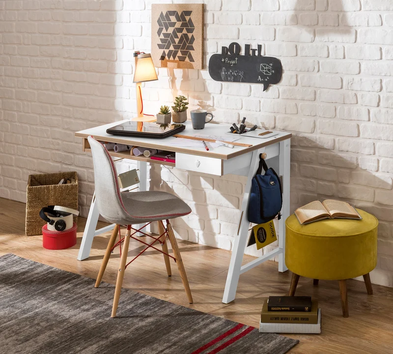 Modera Modern Study Desk