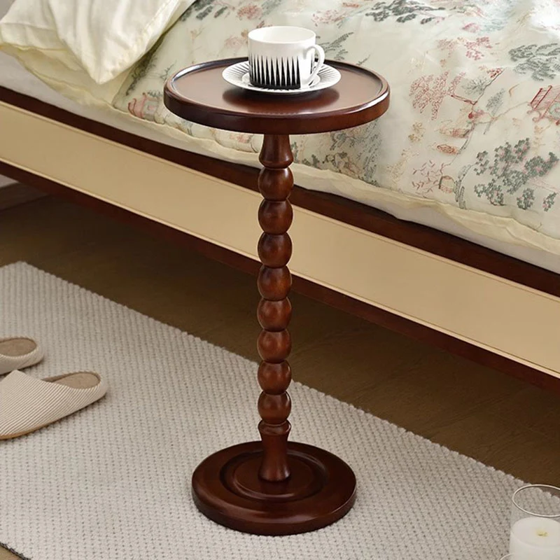 Traditional French Solid Wood Round Side Table For Living Room And Bedroom