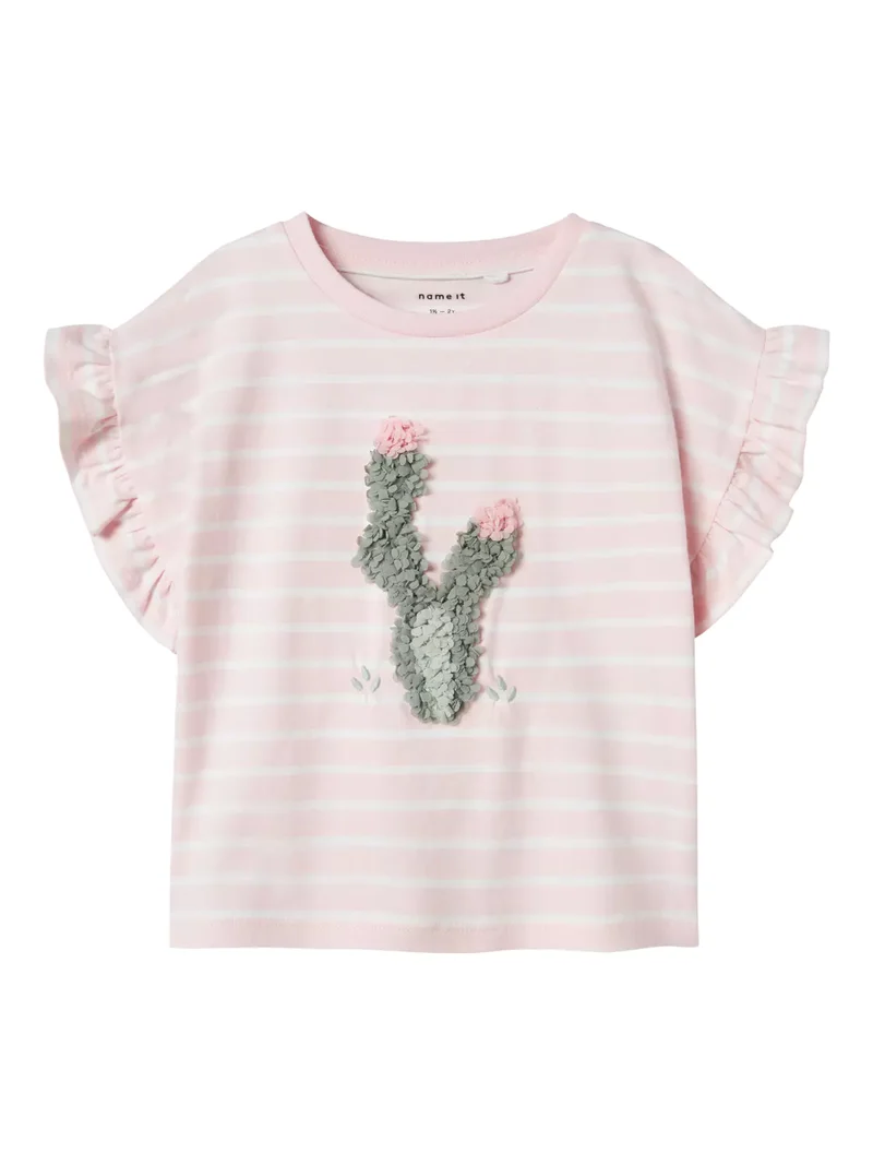 NMFJADEY NREG SS TOP BOX - Ballerina/ Bright White