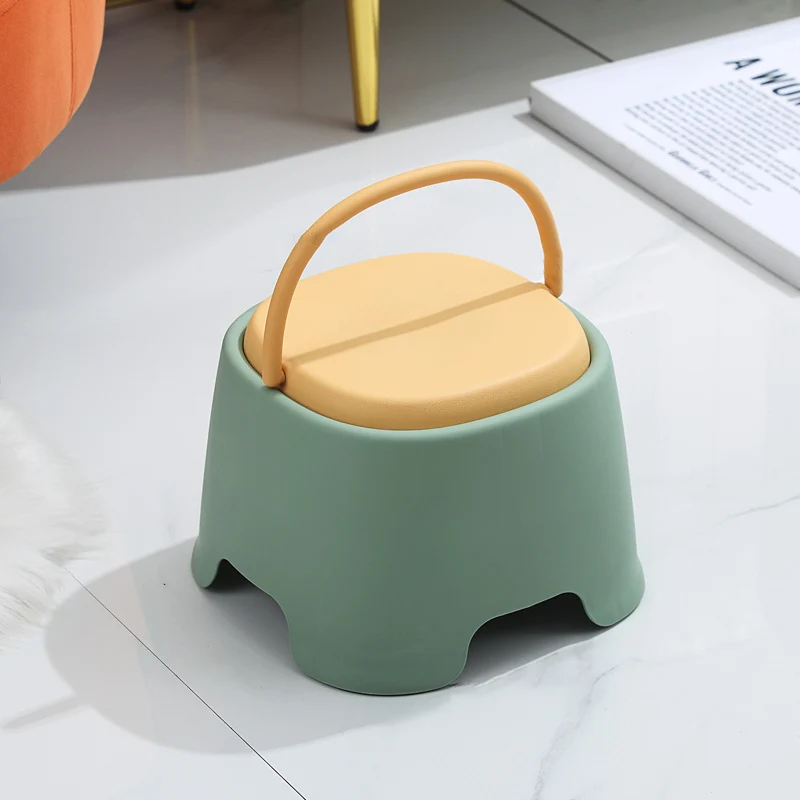 Contemporary Creative Cylindrical PP Kids Handheld Low Stool Backless & Armless For Living Room