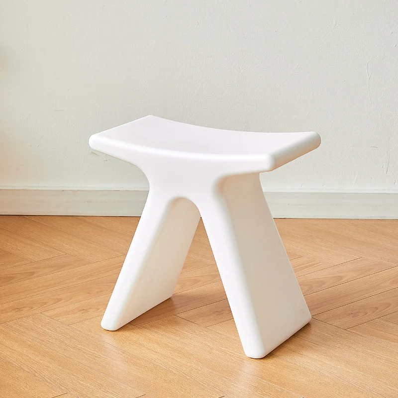 Modern Minimalist Geometric PE Plastic Kids Low Stool Backless Armless For Hallway