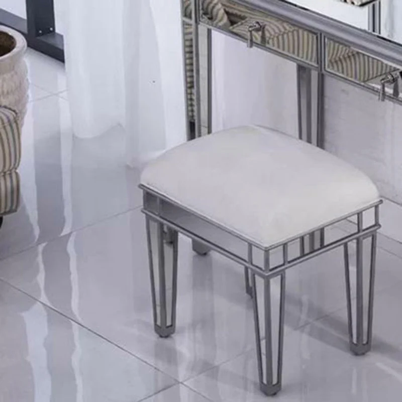 2 Drawers Mirrored Makeup Table and Stool Set Vanity for Women in Silver