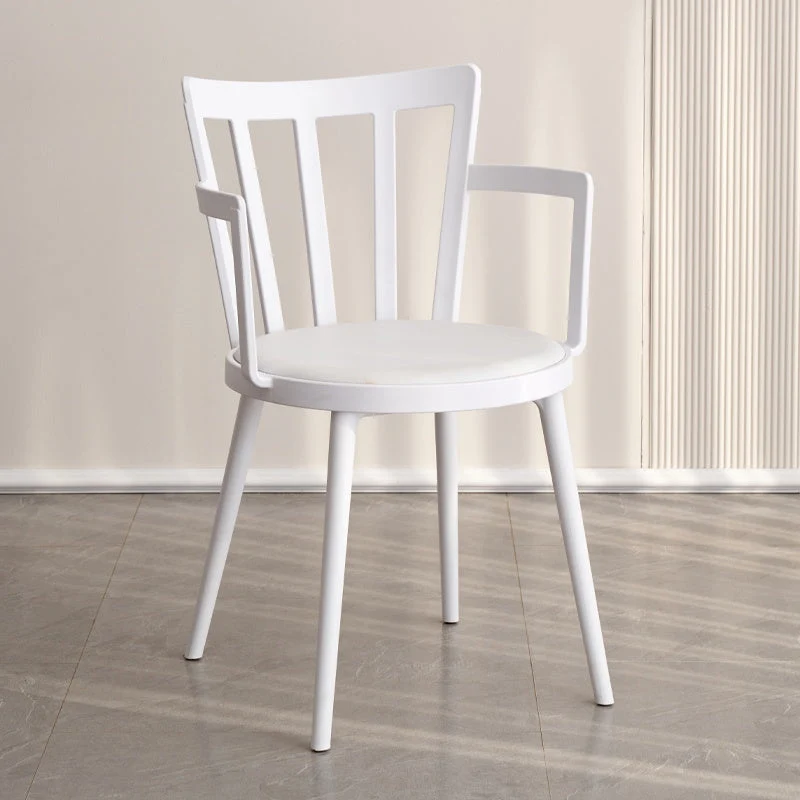 Contemporary Style Arm Chair Plastic Winsor Back Indoor Chair for Dining Room