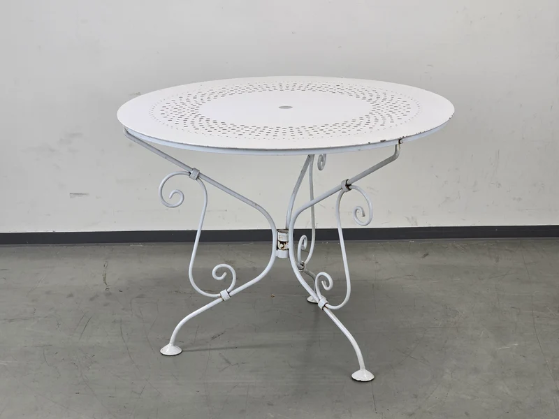 GARTENTISCH VINTAGE Lochblech Metall Weiß Garten Balkon Tisch Matégot Stil