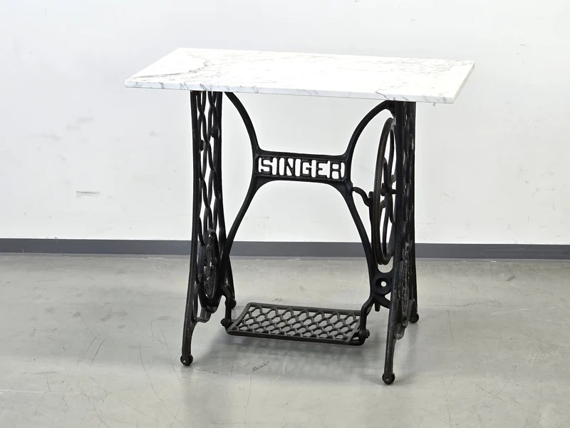 SINGER BEISTELLTISCH Tisch Marmor Gusseisen Vintage Industrial Konsole blumen antik