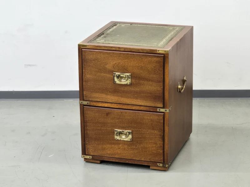 CAMPAIGN CHEST Aktenschrank Leder Messing Sideboard Kommode Vintage Holz