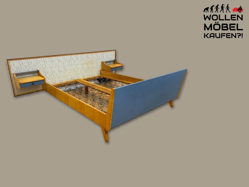 Kultiges 60er Jahre Bett von VEB Hellerau in sehr seltener Ausführung mit integrierten Nachttischen I Doppelbett Schlafzimmerbett Schlafzimmer Vintage DDR Mid-Century 50er I