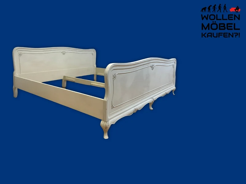 WMK I Formschönes handverziertes weißes 50er Jahre Chippendale Doppelbett für 200x195 oder 2x 100x195 cm Matratzen