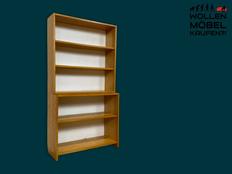 WMK I Schlichtes helles 60er Jahre Bücherregal I Zweiteilig, in Eiche mit weißer Rückwand I