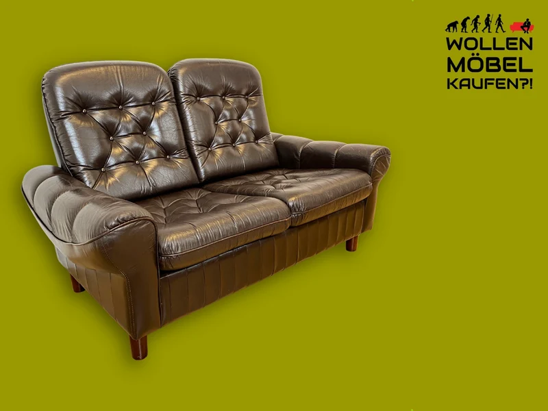 WMK I Schönes und sehr gemütliches Vintage 2er Sofa mit gestepptem Echtleder Bezug und charaktervoller Patina