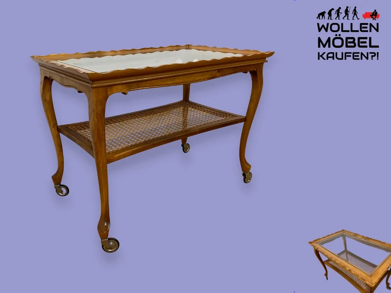 WMK I Eleganter 60er Jahre Chippendale Servierwagen auf Rollen mit Glasplatte & Ablage aus Wiener Geflecht