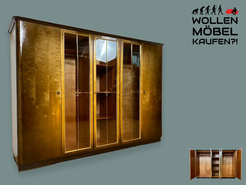 WMK I Besonders schöner und gut erhaltener dunkler 50er Jahre Kleiderschrank mit Glastüren