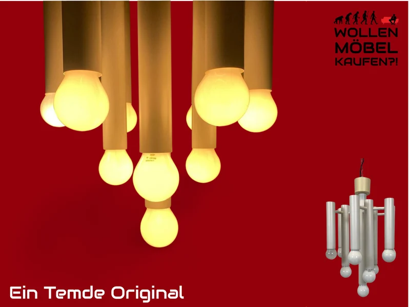 WMK # Berühmte und gut erhaltene weiße 70er Jahre Space Age Designer Deckenlampe von Temde aus Metall mit 10-flammigen Licht