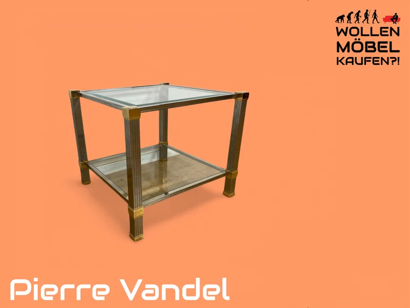WMK Stilvoller 70er Jahre Designercouchtisch von Pierre Vandelaus Paris aus Messing & Chrom mit geschliffenem Kristallglas und Ablage