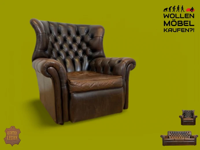 WMK I Charaktervoller orig. Englischer Chesterfield Wing Chair mit handgeknöpftem gestepptem Echt Leder Bezug und perfekter Patina