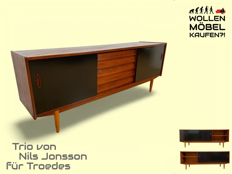 WMK I Sehr frühes skandinavisches Mid-Century Designer Sideboard "Trio" von Nils Jonsson für Troedes mit Schiebetüren , Vollholz in Teak