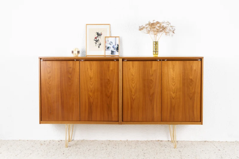 Mid Century Nuss Sideboard