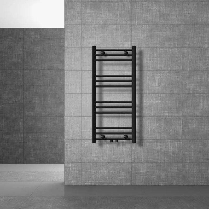 Badheizkörper mit Mittelanschluss 400x800 mm Schwarz matt gerade mit Boden Anschlussgarnitur LuxeBath